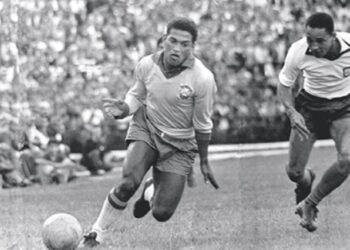 Brasil retiene el título y México consigue su primera victoria mundialista