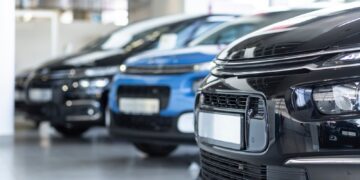 Querétaro registra caída de 2.3% en venta de autos durante enero