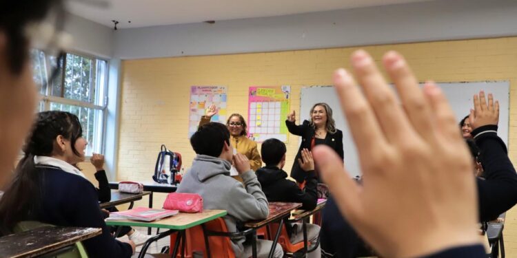 Anuncia Kuri el regreso a clases