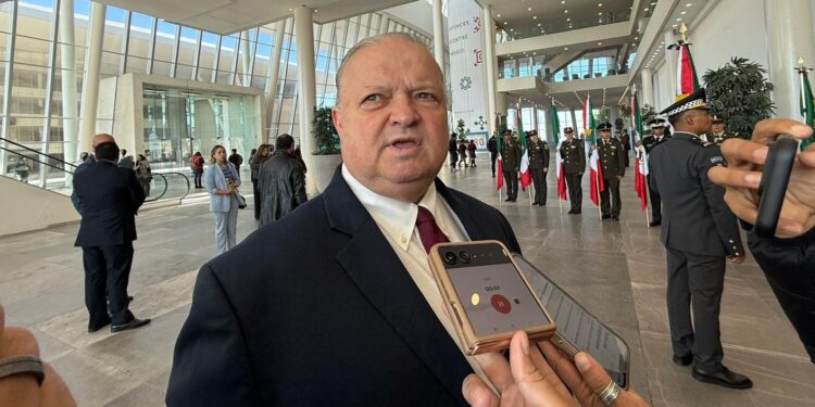 Regresan mil 600 queretanos tras hechos en estados vecinos; carreteras operan con normalidad