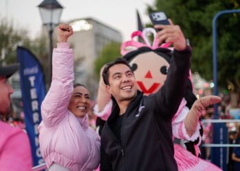 Encabeza Felifer Medio Maratón de la  Mujer