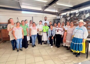 Impulsan tradiciones gastronómicas