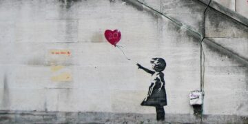 Molesta a fans que hayan desenmascarado a Banksy