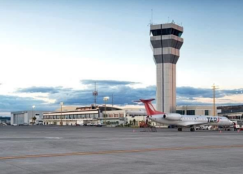 Proyectan puerto espacial en el AIQ a mediano plazo