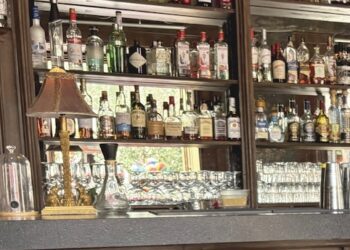 Lanza campaña ¡Fuera Tiliches!