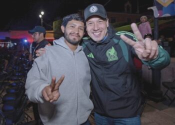 Reúne a más de 9 mil personas en la 2ª Carrera Yo Corro por la Familia