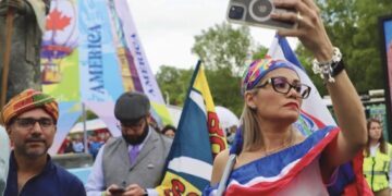 Reúne a más de 9 mil personas en la 2ª Carrera Yo Corro por la Familia