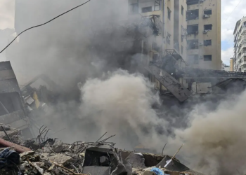 Evacúan a 279 mexicanos de Medio Oriente