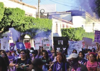 8M Datos fríos, emociones vivas