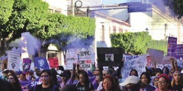 8M Datos fríos, emociones vivas