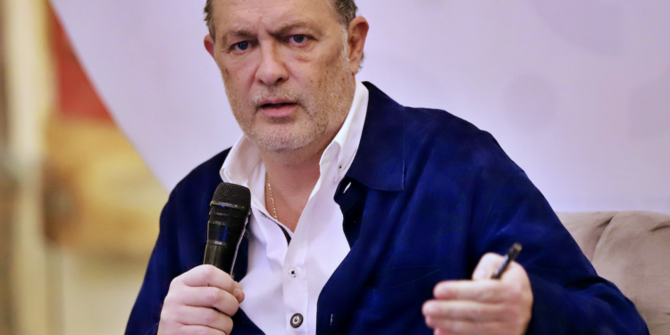 Presentaron plan contra adicciones