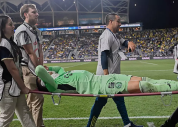 Se lesiona Luis Malagón; se habla de ruptura del tendón de Aquiles