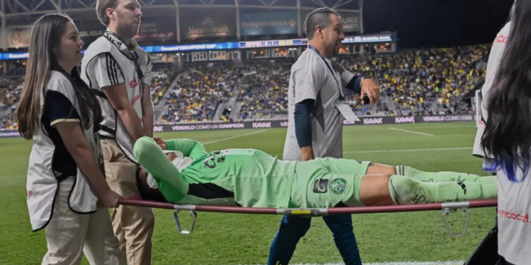 Se lesiona Luis Malagón; se habla de ruptura del tendón de Aquiles