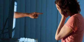 Gobierno pacta con plataformas acciones para prevenir violencia digital contra las mujeres