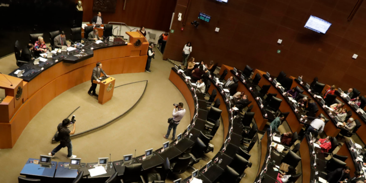 Entregan al Senado ‘Plan B’ electoral de Sheinbaum 