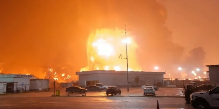 Investiga FGR incendio y muertes en Dos Bocas: Sheinbaum