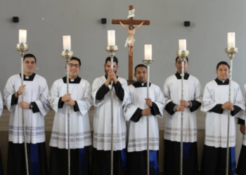Prevén alta participación en Viacrucis de Querétaro