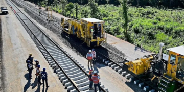 Busca Presidenta garantizar rieles para trenes nuevos