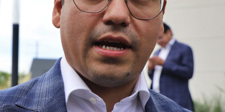 Mantiene su intención de contender en 2027