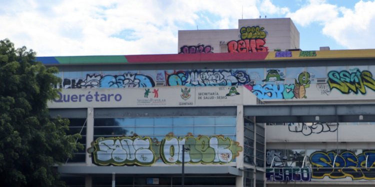 Mantienen el cierre indefinido en Puente de Dios, Río Escanela