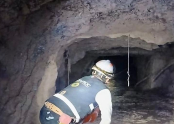 Rescatan vivo a primer minero atrapado en Sinaloa