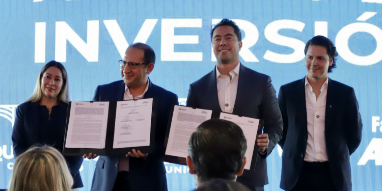 Colocan primera piedra de Costco en Corregidora