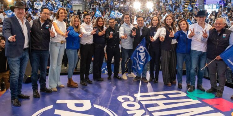 Muestra el PAN a sus “gallos y gallinas” para Palenque 2027