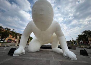 Humanoides costó 2 millones 100 mil pesos