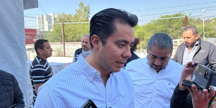 No hay montachoques en la capital, señala Felifer Macías