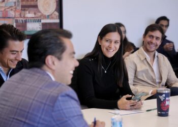 Felifer Macías anuncia a la nueva Directora General de Comunicación Social