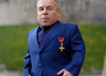 Molesta a Janet biopic de Michael