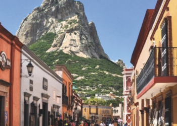 Prevé derrama de 800 mdp en Querétaro por puente