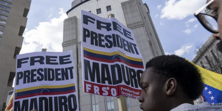 Descartan desestimar caso contra Maduro