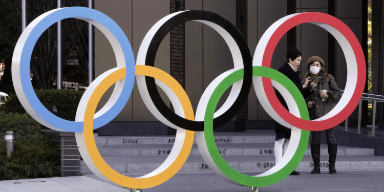 Solo mujeres biológicas podrán participar en disciplinas femeninas: COI