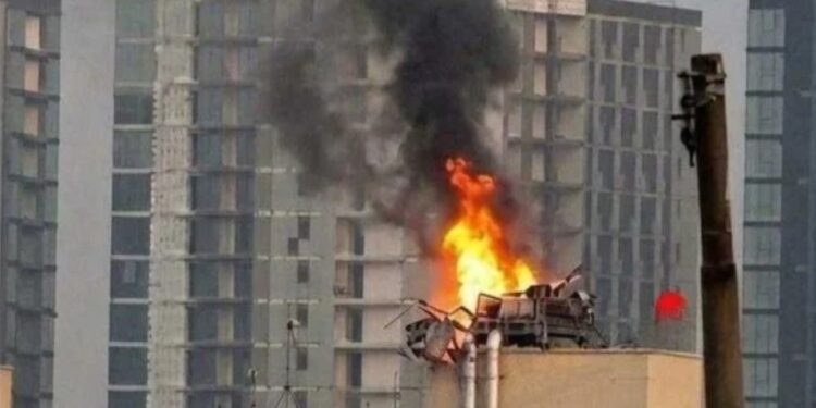 Impacta dron en embajada de EU en Irak; hay tres muertos