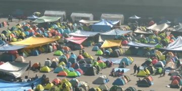 Sheinbaum pide a maestros de la CNTE realizar manifestaciones pacíficas