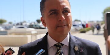 Querétaro mantiene contacto con 114 queretanos varados en Dubái, India e Israel