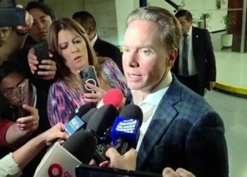 Ve Velasco 90% de coincidencias con reforma