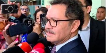 Plan B abarcaría reformas constitucionales, afirma Mier