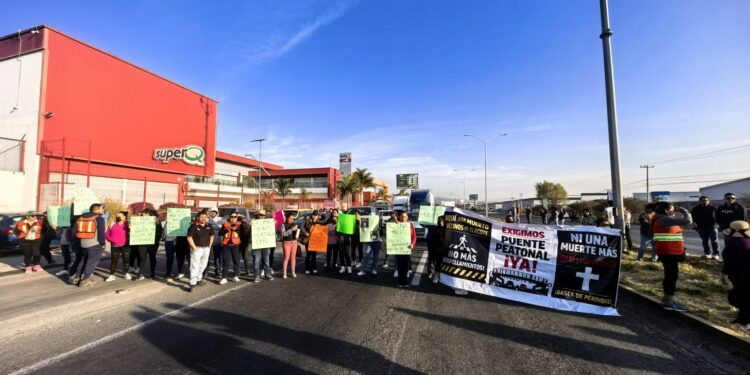 Bloquean Libramiento Sur Poniente