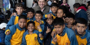 Premia Rodrigo Monsalvo a estudiantes deportistas