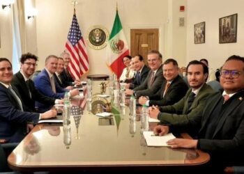 Llama Sheinbuam a aumentar producción de gas  y fuentes renovables