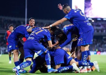 Pumas derrota al América y Chivas es más líder que nunca