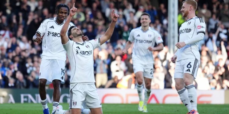 Pumas derrota al América y Chivas es más líder que nunca