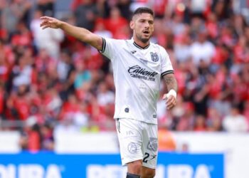 Gilberto Mora regresa a entrenar