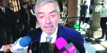 Descarta de la Fuente problemas con EU por apoyo a Cuba