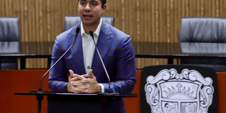 Reitera Felifer Macías exigencia a la SICT de una rampa de frenado en la 57