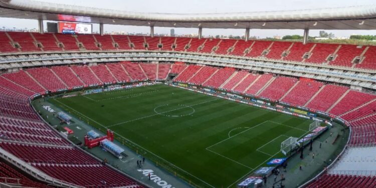 Mundial con 32 selecciones y coronó a los anfitriones