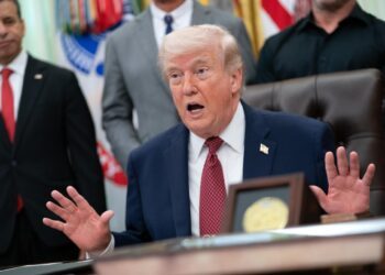 Demandan a Trump para bloquear perforación en aguas profundas del Golfo de México