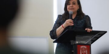 Repiten examen en Medicina de la UAQ tras fallas en plataforma